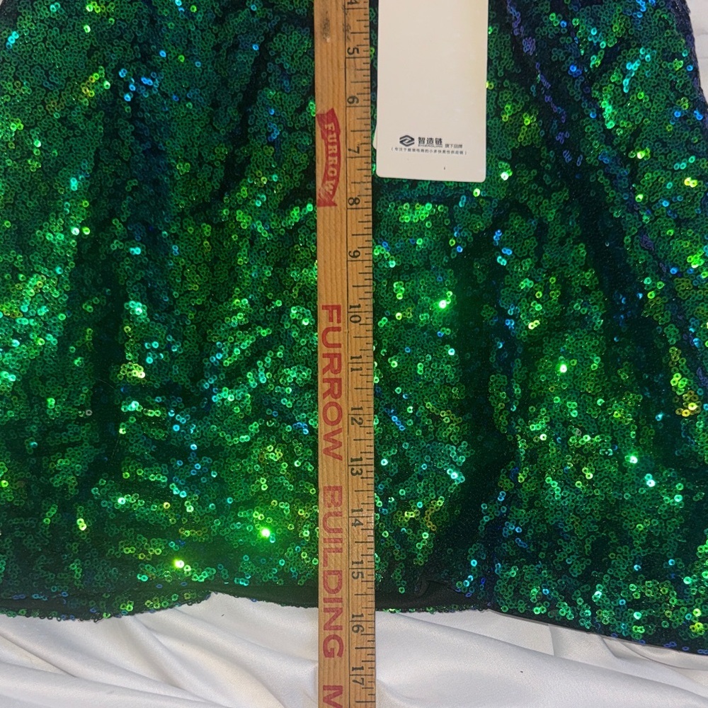HAODUOYI Green Iridescent Sequin Top - Picture 6 of 9